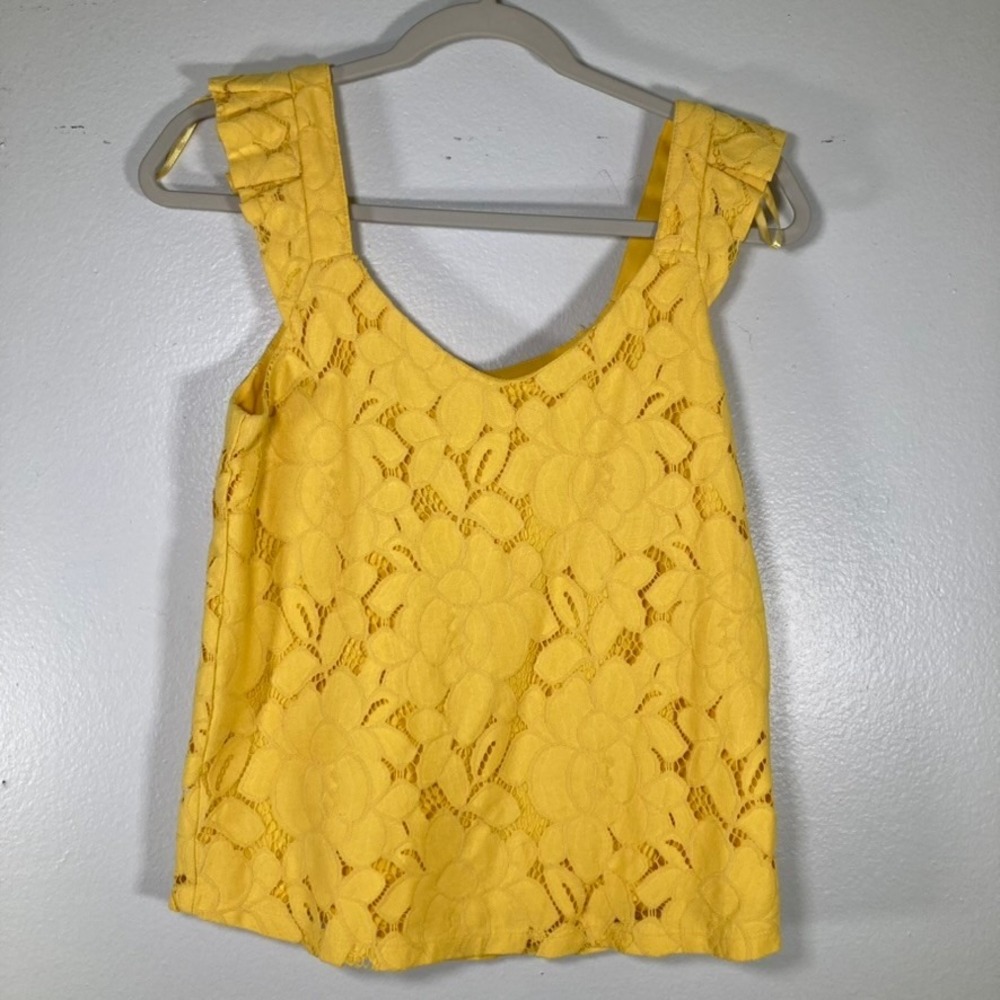 Monteau Los Angeles Womens S Yellow Floral Lace Ruffle Strap V-Neck Top Small